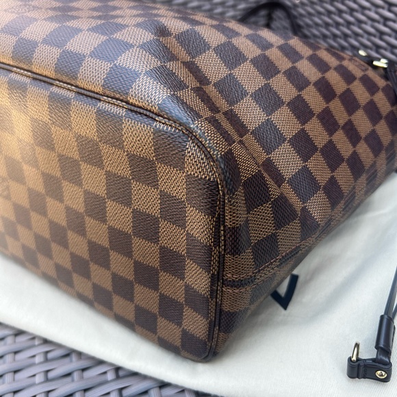 Louis Vuitton Neverfull MM DE - Picture 14 of 17